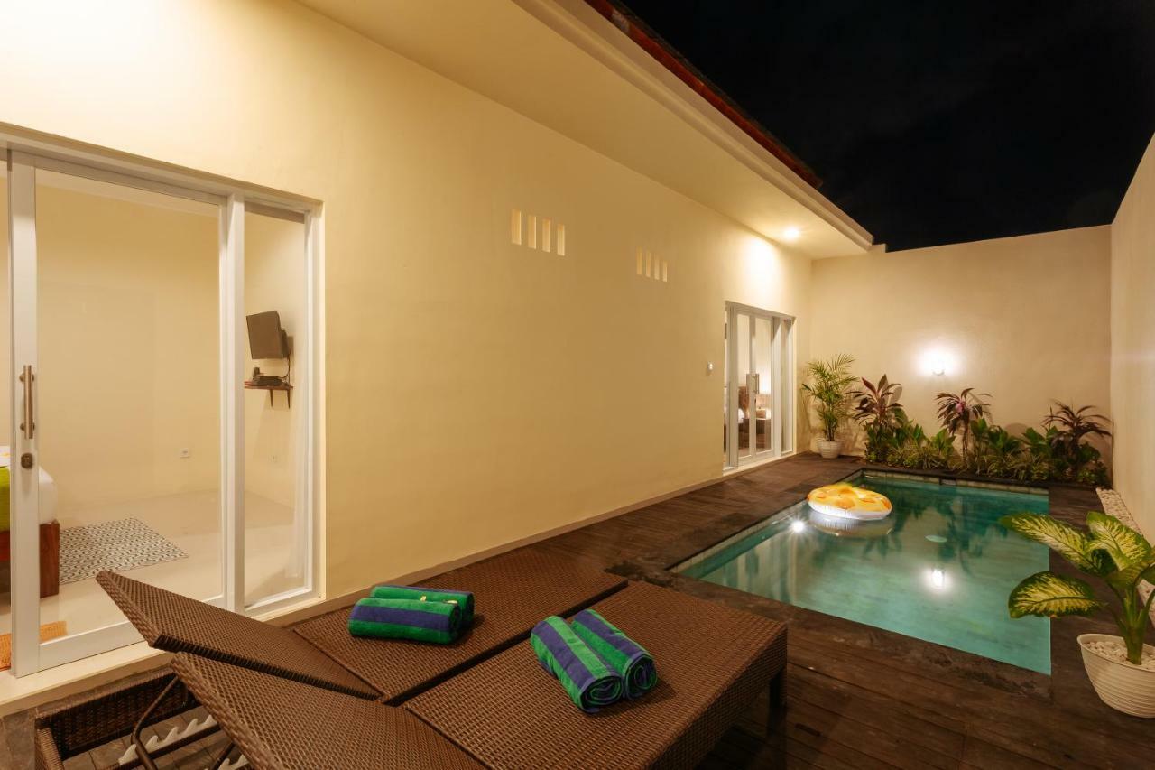 סמיניאק Villa Julie מראה חיצוני תמונה