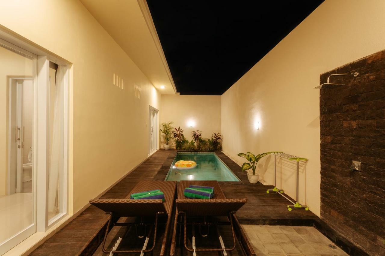 סמיניאק Villa Julie מראה חיצוני תמונה