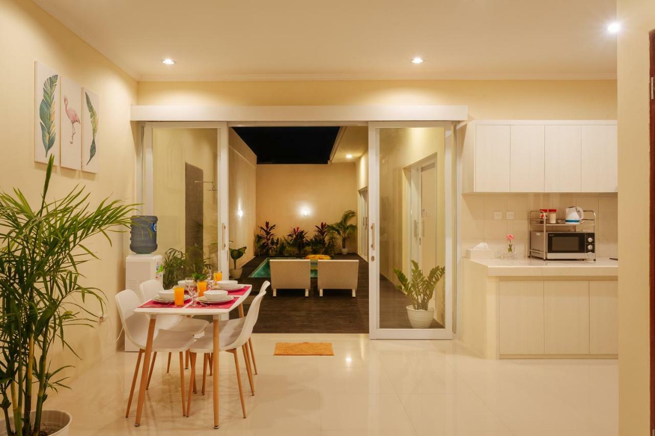 סמיניאק Villa Julie מראה חיצוני תמונה