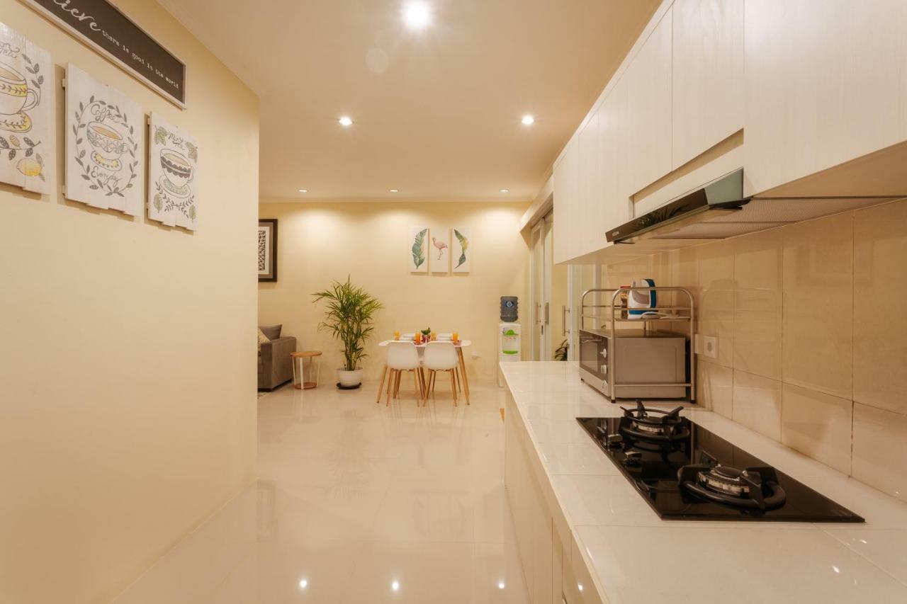סמיניאק Villa Julie מראה חיצוני תמונה