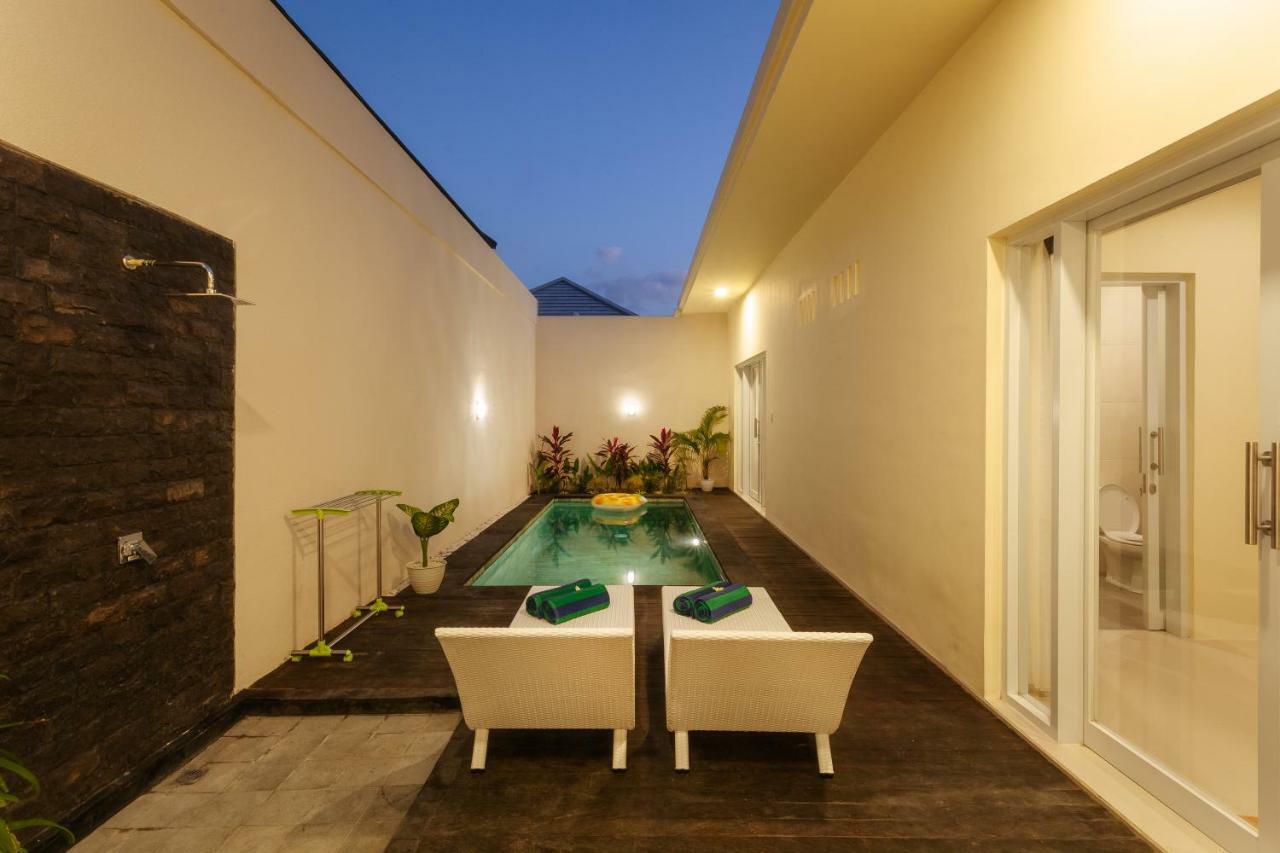 סמיניאק Villa Julie מראה חיצוני תמונה